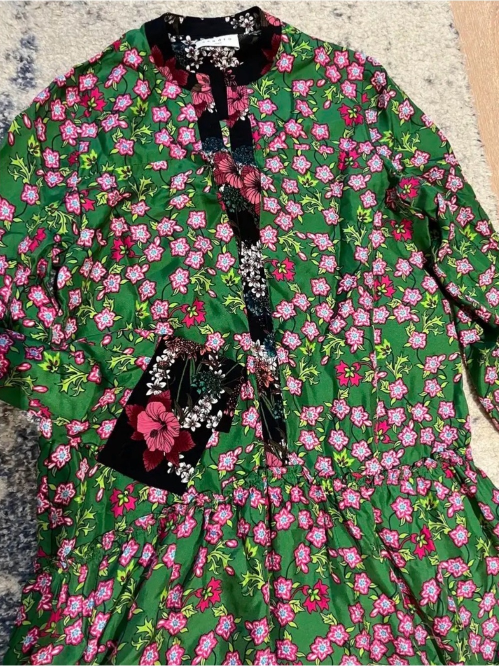 Sandro Green Floral Mini Dress with Black Trim - Picture 3 of 4
